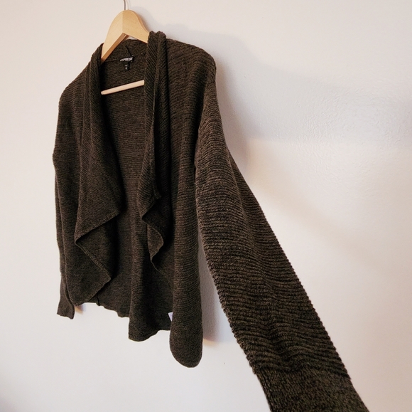 ✨2 for $5✨ Express Olive Open Front Cardigan Size XS - Picture 2 of 6